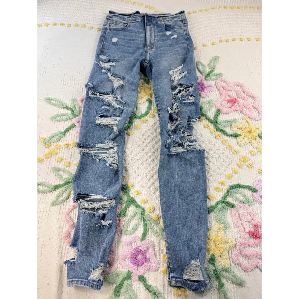 American Eagle Super Hi-Rise Jegging Size 2 Distressed Ripped Next Level Stretch